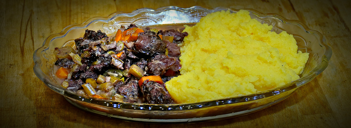 oca in salmì con polenta